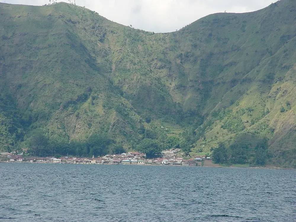 Take the boat from Kedisan, not the road — Village de Trunyan, Where to ride from Kintamani