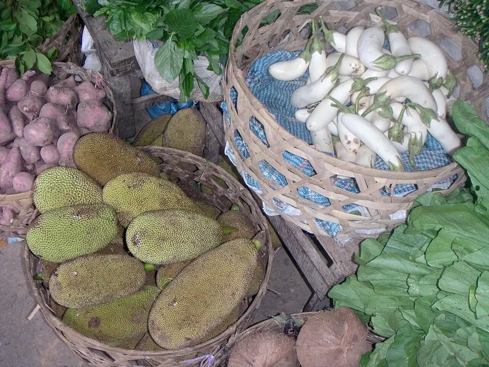 Haggle — it's part of the game — Marché d'art de Sukawati, Where to ride from Mas